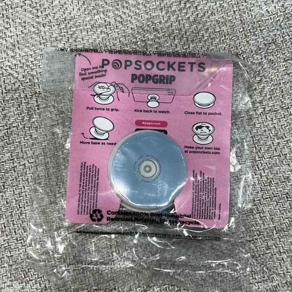 LIMITED EDITION CHOBANI FLIP YOGURT POPSOCKET STRAWBERRY PINK PIE NWT - Picture 2 of 2